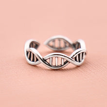 Load image into Gallery viewer, Vintage DNA Double Helix Ring